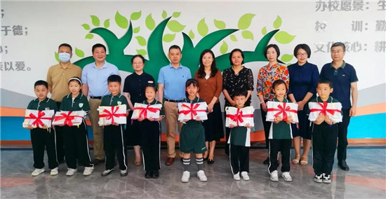 微信图片_20210607155425_副本.jpg