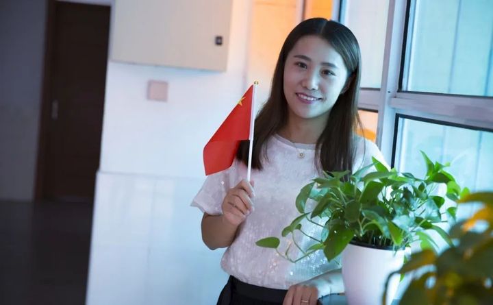 卢翠红.jpg
